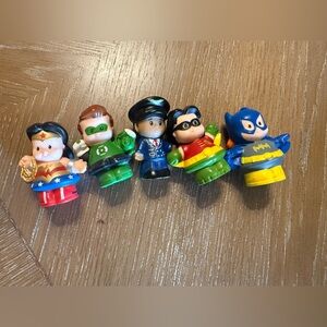 Fisher Price Little People DC Comic Superheroes  Characters And Police Officer 5